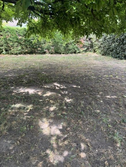 Le Porge 33680 terrain diffus à viabiliser et borné situé proche des commodités d'une superficie de 420 m² au prix de 180000 €