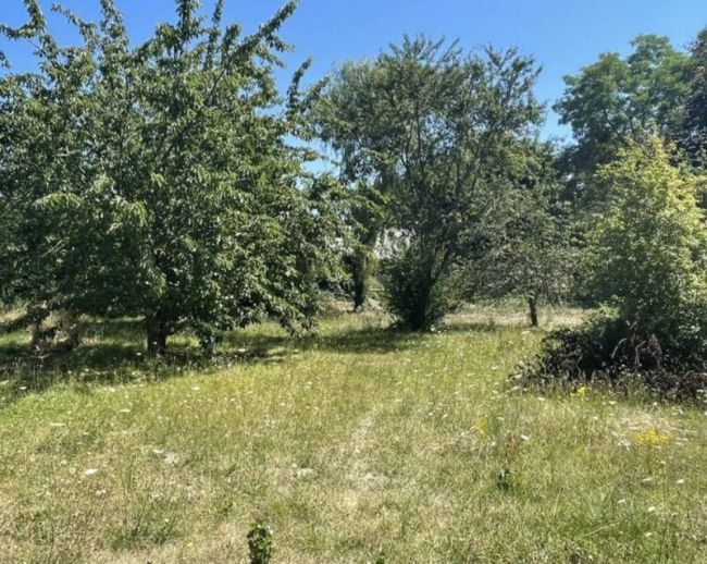 Terrain à bâtir de 500 m² à Saint-Aubin-de-Médoc, proche des écoles et transports