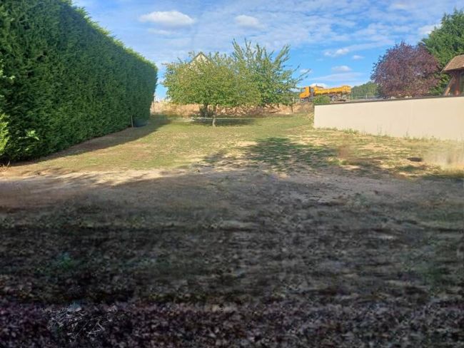 Terrain  490 m² au cœur de Bruges : emplacement central, viabilisé et idéal pour une résidence familiale