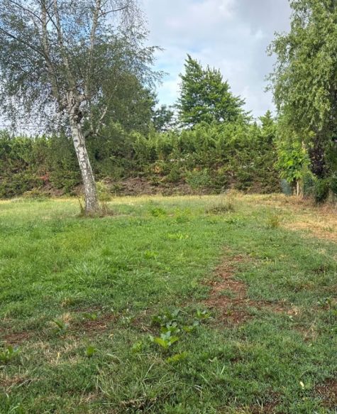 HORS LOTISSEMENT BEAU TERRAIN de 413M² ENVIRON CONSTRUCTIBLE A CREON 33670