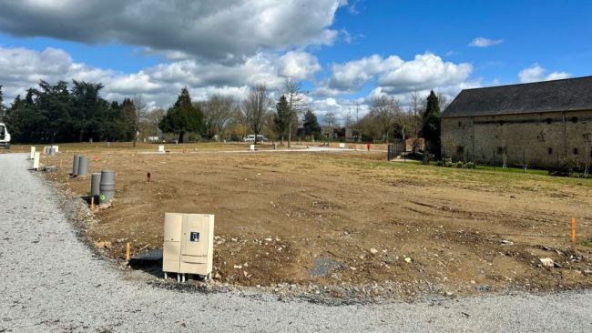 Terrain viabilisé de 480 m² en plein centre de Saint-Médard-en-Jalles